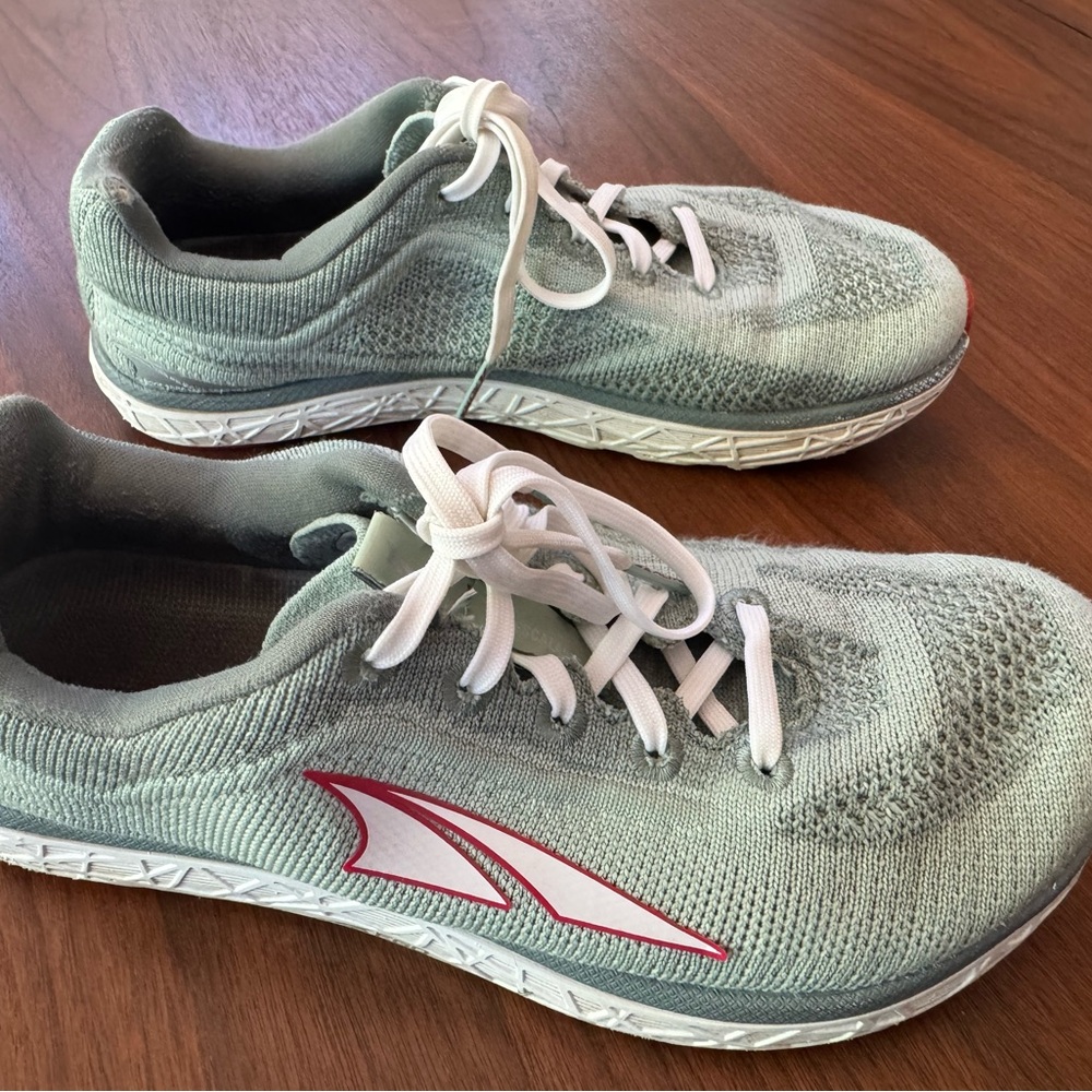 Altra Escalante Sneaker Womens Size 7.5